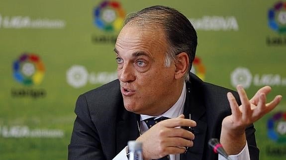 Javier Tebas desata las iras de Twitter por «echar de menos» un Le Pen español