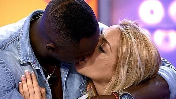 La tronista Elisa de Panicis elige a Juanma