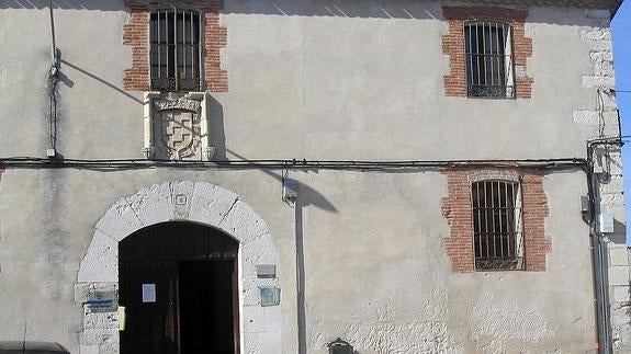 Sede de la Escuela de Adultos.M. R.