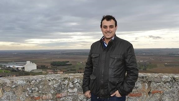 El alcalde, Tomás del Bien, en el Alcázar de Toro.