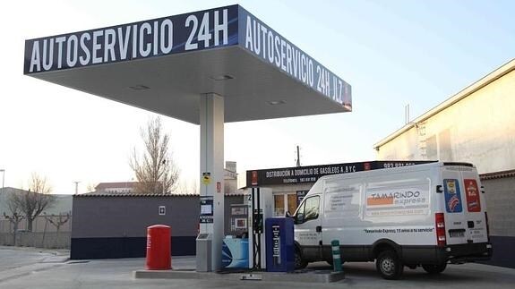 Gasolinera sin empleados en Peñafiel.