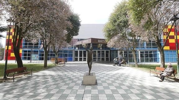 Victorio Macho retrasa las obras del Pabellón de Palencia