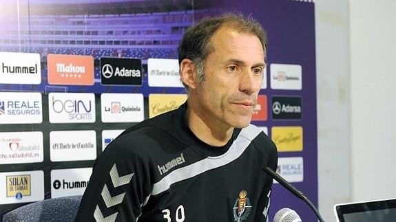 Alberto López, entrenador del Real Valladolid. 