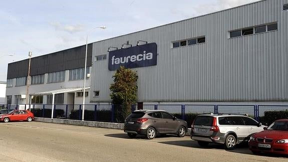 Exterior de la factoría de la multinacional en el polígono Fuente Berrocal de Valladolid.