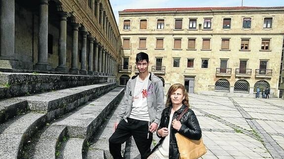 Miguel Ángel Alonso y Prudencia Arroyo, dos víctimas de la actual situación de falta de trabajo que sufren muchas personas en toda Salamanca.