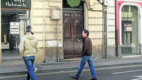 Tiendas cerradas en Palencia.