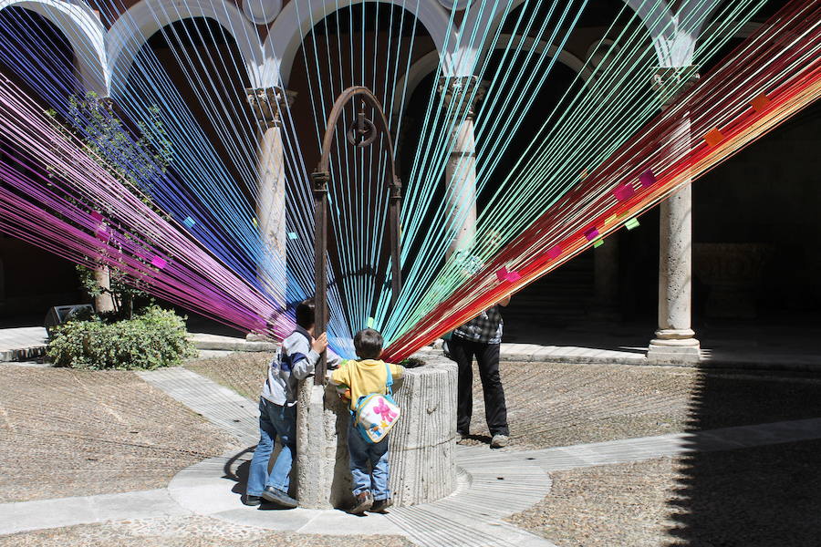 Instalación de la Escuela de Diseño en el patio del Museo de Valladolid en 2014. 