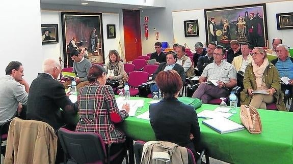 Un momento de la reunión del Patronato del Parque Natural de Las Batuecas-Sierra de Francia, ayer en La Alberca. 