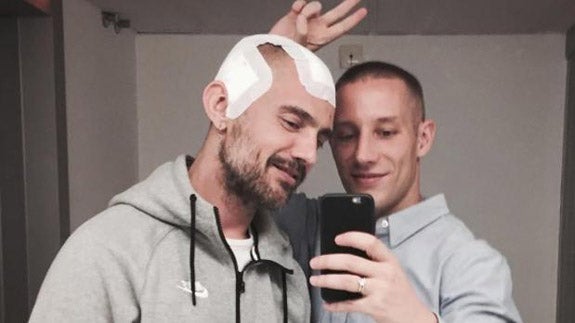 David Delfín publica imágenes de su recuperación