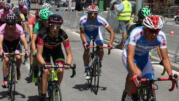 Un momento de la última etapa de la Vuelta a Segovia.