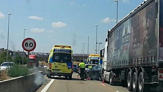 Colisión múltiple en la A-601, a la entrada de Valladolid.