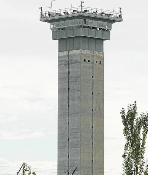 Exteriores de la cárcel salmantina de Topas. 