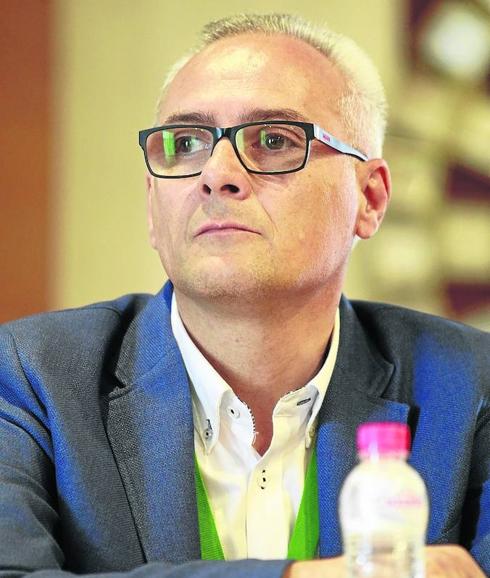 El presidente de CSI-F, José Federico Martín Mata, durante la entrevista. ALMEIDA