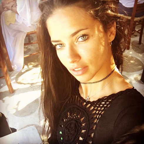 Adriana Lima rompe su relación con Joe Thomas
