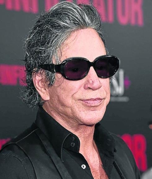 El cambio de 'look' de Mickey Rourke incorpora peluca