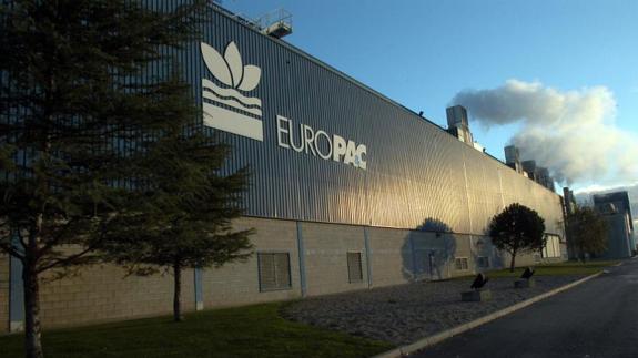 La planta de Europac en Dueñas, Palencia. / MERCHE DE LA FUENTE 