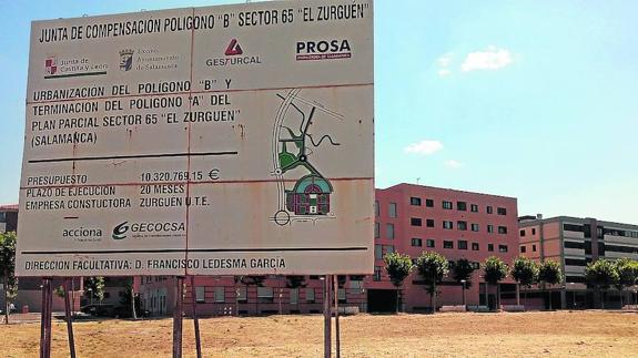 Solar de El Zurguén donde estaba proyectado construirse el centro de salud del barrio.
