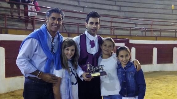 El cortador Iván Criado ‘Justi’ triunfa en su amada plaza de Simancas