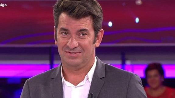 Un concursante de 'Ahora caigo' deja mudo a Arturo Valls