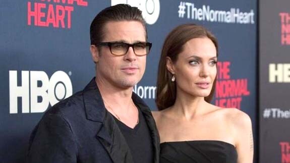 Brad Pitt con Angelina Jolie. 