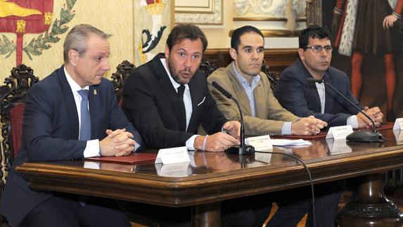 Presentación del encuentro en el Ayuntamiento de Valladolid. 