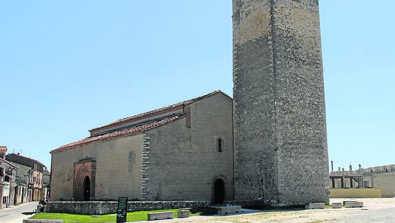 Iglesia de San Martín, sede del centro. 