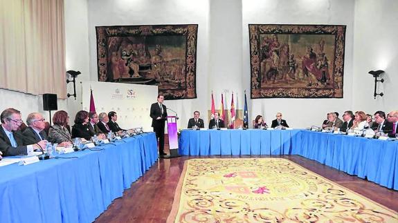 Rajoy, durante su intervención el lunes ante la Comisión Interinstitucional del VIII Centenario.
