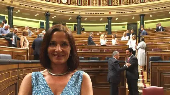 Mariluz Martínez, en la sesión constitutiva de las Cortes, en el Congreso, en julio pasado.