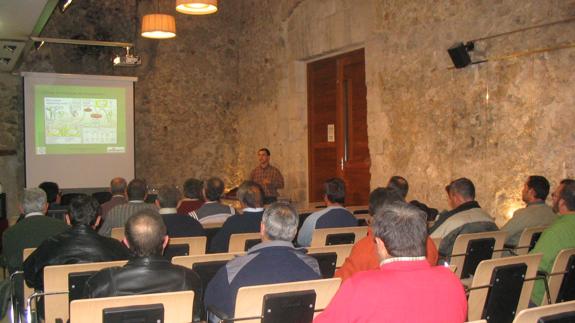 Interior del Palacio de Pedro I, donde se desarrollará la jornada. 