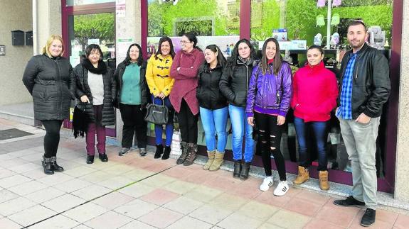Alumnos y formadores del programa mixto que se desarrollará en los municipios de la Mancomunidad Alto Águeda.