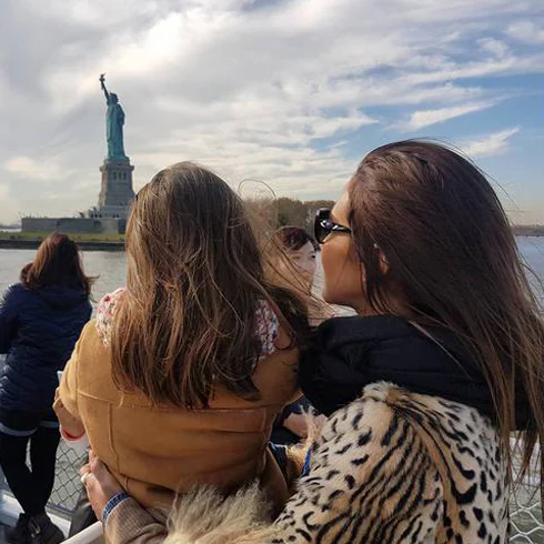 Paula Echevarría con su hija Daniella en Nueva York. 