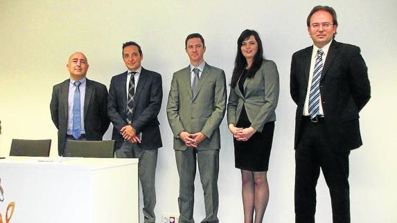 Juan José Igartua, Juan Manuel Corchado, Ian O’Brien, Celine Keegan y Félix Ortega. 