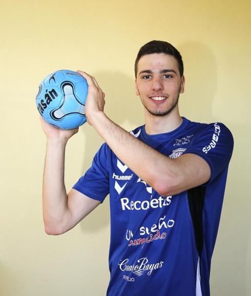 David Fernández, con la camiseta del Atlético Valladolid. 