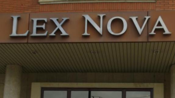 Fachada de la empresa Lex Nova, actualmente Thomson Reuters.