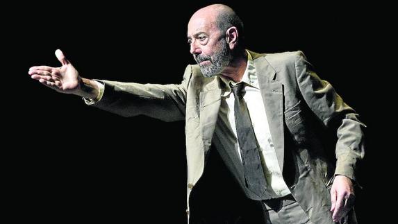 Miguel Rellán, en la obra. 