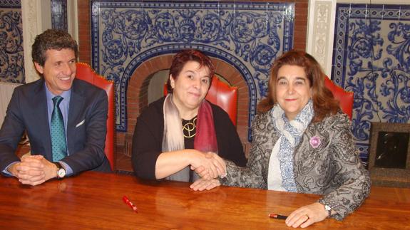 Andrés Torquemada, Clara Luquero y Rosario Díez. El Norte