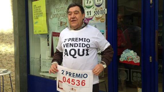El segundo premio, número 4.536, deja un pellizco en Van Dyck, Canalejas y calle México