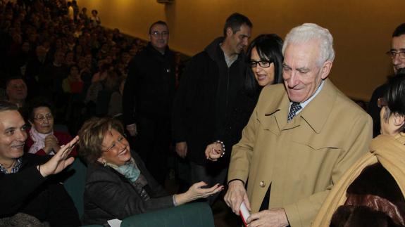 José Terán, en el homenaje que se le rindió en 2011 en la sala Borja. 