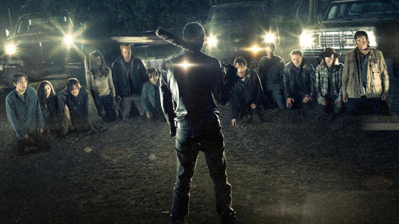 Una traición protagoniza la séptima temporada de 'The Walking Dead'