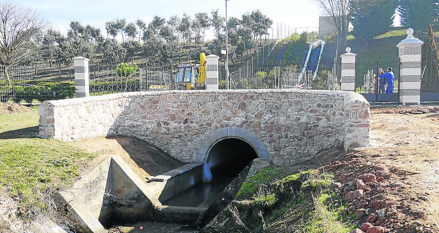 Las obras en este espacio de ocio continúan a buen ritmo.