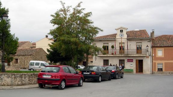 Ayuntamiento de Torrecaballeros.El Norte