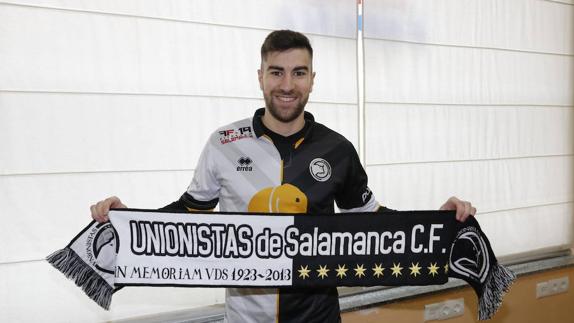 Isaac Manjón, nuevo jugador de Unionistas.  