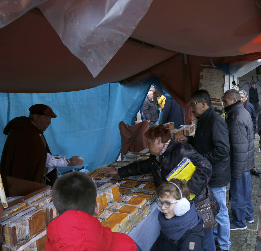 Uno de los puestos que vendían dulces en la Plaza Mayor. 