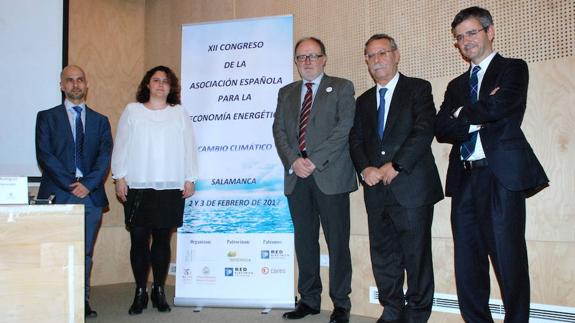 José Folgado, segundo por la derecha, ha participado en el Congreso para la Economía Energética. 