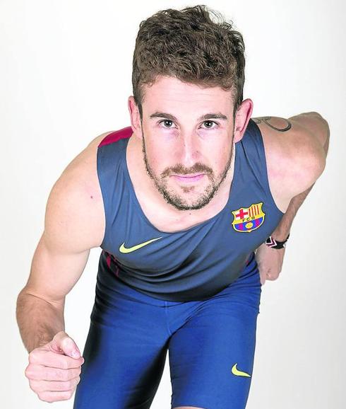Álvaro de Arriba, con la elástica del FC Barcelona. 