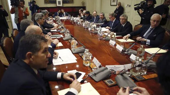 Reunión del presidente del CGPJ con los presidentes de los TSJ, para tomar medidas sobre las cláusulas suelo. 