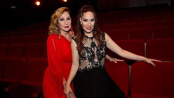 Rosa Benito y Rosario Mohedano. 