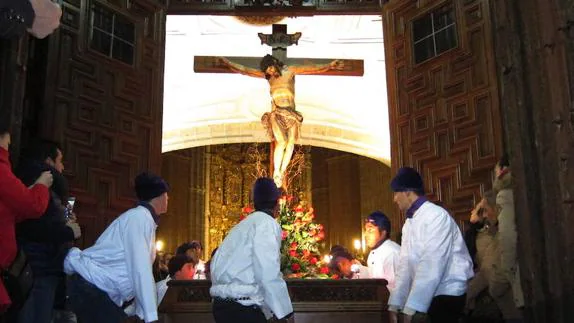 Procesión del Cristo de la Clemencia de Rioseco.