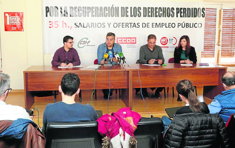 Rueda de prensa en la sede de Comisiones Obreras. 