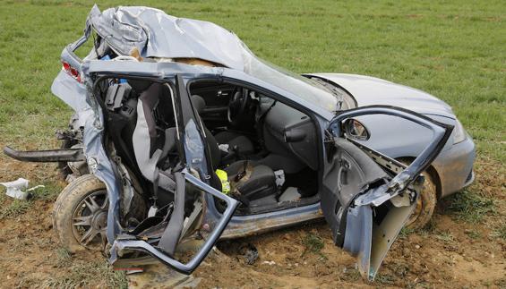 Estado en el que quedó el turismo en el que viajaban los fallecidos